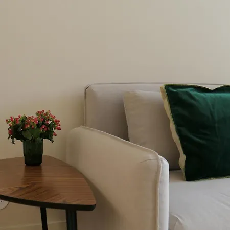 Casas Na Portuguesa - Bica Chiado *