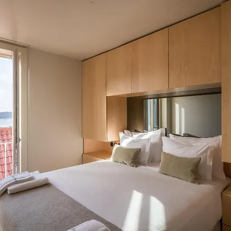 Casas Na Portuguesa - Bica Chiado Apartament Lizbona