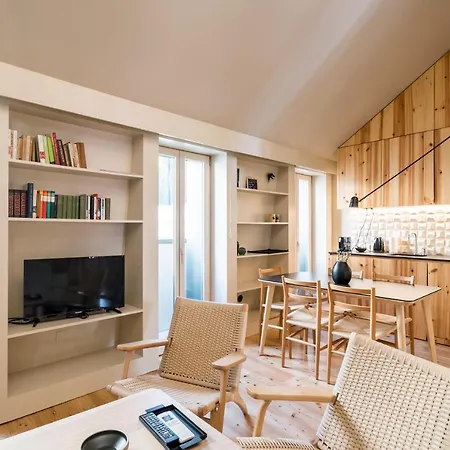 Casas Na Portuguesa - Bica Chiado Apartmán *