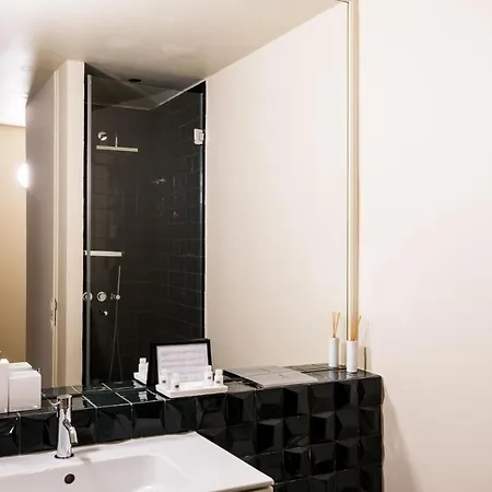 Casas Na Portuguesa - Bica Chiado *