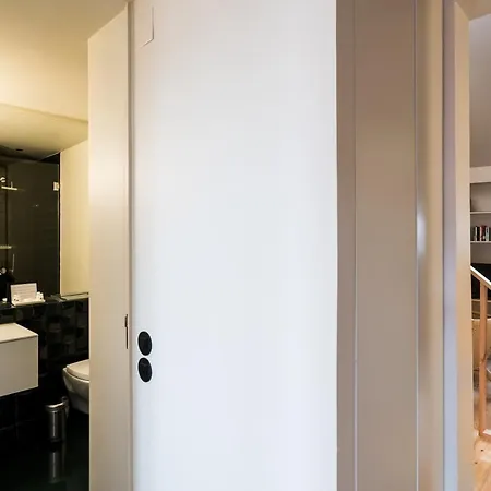Casas Na Portuguesa - Bica Chiado Apartmán