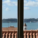 Casas Na Portuguesa - Bica Chiado Lejlighed *