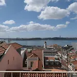 Casas Na Portuguesa - Bica Chiado Lejlighed *