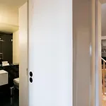 Casas Na Portuguesa - Bica Chiado Lejlighed